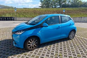 Toyota Aygo benzina/GPL 2017  179.000 km 5 porte