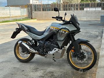 Honda Transalp 750