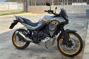 Honda Transalp 750