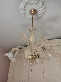 lampadario di Murano con tre luci e due abat-jour