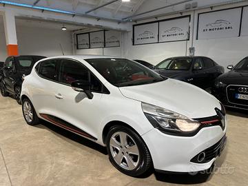 Renault Clio 0.9 TCe 12V 90CV Start&Stop 5 porte E
