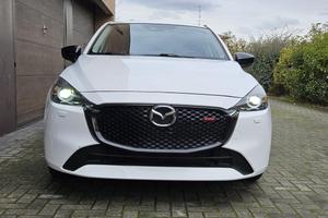 Mazda 2 Homura 90cv