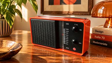 Radio vintage CGE arancione/rossa anni 70