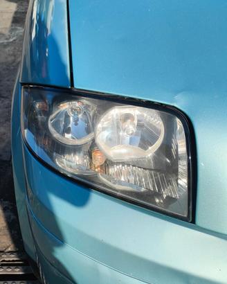 AUDI A2 2003 FARO ANTERIORE SX/DX