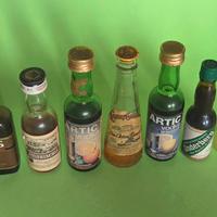 Lotto 7 Bottigliette Vintage Liquori Mignon