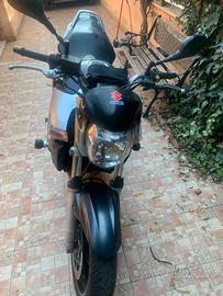 Suzuki GSR 600