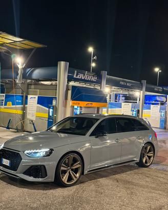 Audi RS4 450CV FULL EXCLUSIVE SEDILI GUSCIO HUD