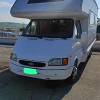 Camper ford MC