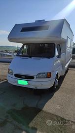 Camper ford MC