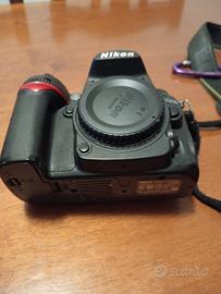 Nikon D7000 più obiettivi 