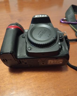 Nikon D7000 più obiettivi 