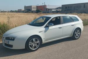 Alfa 159 2.0 JTDM SW 136 CV anno 2012
