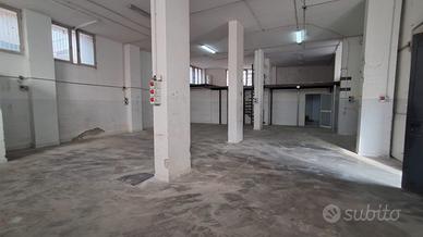 LOCAL E ARTiGiANALE C/3 di200 MQ CASALNUOVO