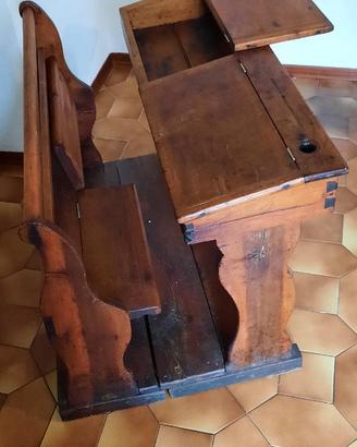 Antico Banco di Scuola in Legno – Metà del ‘900