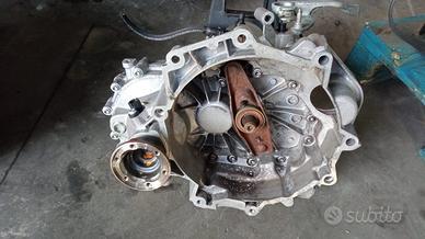 CAMBIO VOLKSWAGEN POLO 1,2 BENZINA CODICE LNR ANNO