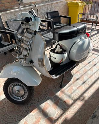 Vespa P 200 E
