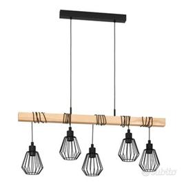 Lampadario stile industriale in legno e metallo