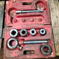 Banco morsa e filiera per idraulico