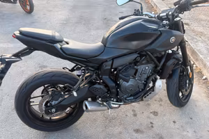moto mt 07