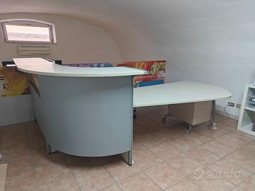 Reception scrivania LAS - Cassettiera - Sedia