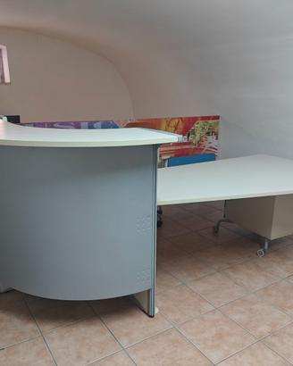 Reception scrivania LAS - Cassettiera - Sedia