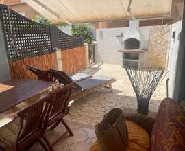 Villetta indipendente con giardino