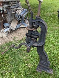 Coppia di trapani antichi