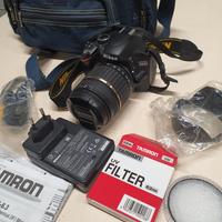 Fotocamera Nikon D3200 con Tamron 18-200