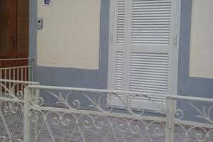 Appartamento in zona semicentrale