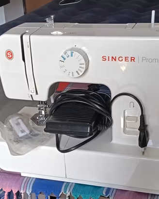 Macchina da cucire  Singer Promise