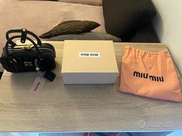 Borsa Miu Miu Arcadie in nappa matelassé