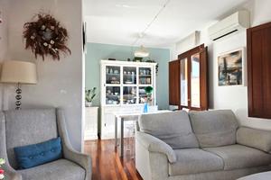 Recente trivano in zona centrale con P.Auto