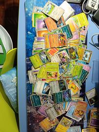 carte Pokémon in ottimissime condizioni.