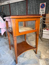 Mobiletto / vetrina arredo antiquariato