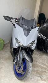 Yamaha T-Max 560 2021