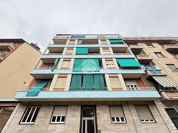 2 LOCALI A TORINO