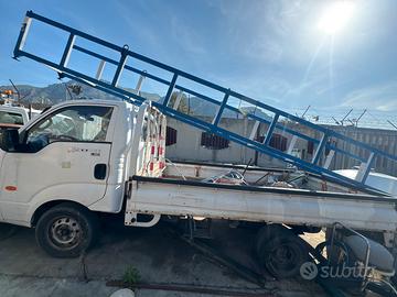 Kia k2900