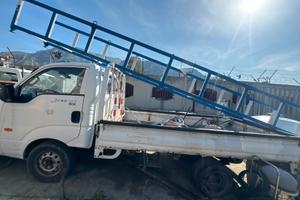Kia k2900
