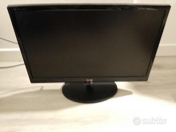 televisione/schermo lg 23 pollici