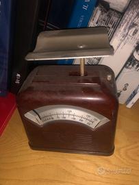 Bilancino postale in bachelite vintage