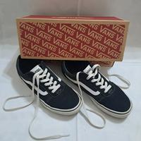 VANS  WARD 