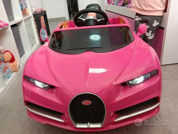 macchina giocattolo Bugatti 