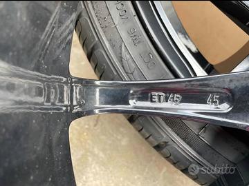 cerchi in lega con gomme 235/35/r19