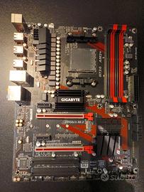 Gigabyte GA-990x gaming sli motherboard + pannello