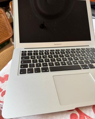 Apple Macbook air 128gb