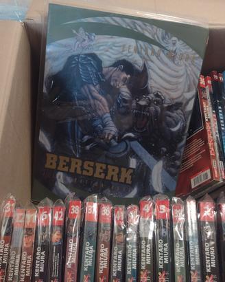 collezione parziale ristampa Berserk + book+ opera