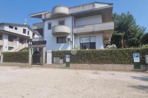 BIFAMILIARE A NOTARESCO