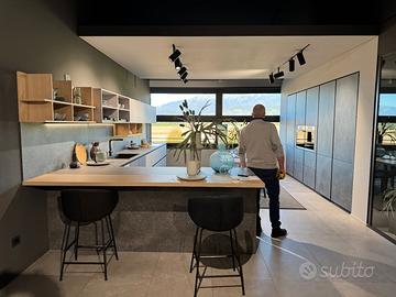 Cucina moderna  grigio cemento e bianca outlet