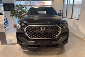 Kgm Rexton 2.2 Turbodiesel 4WD K-Line 8 A/T