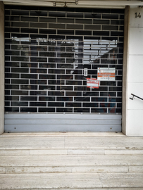 Locale per attività commerciale